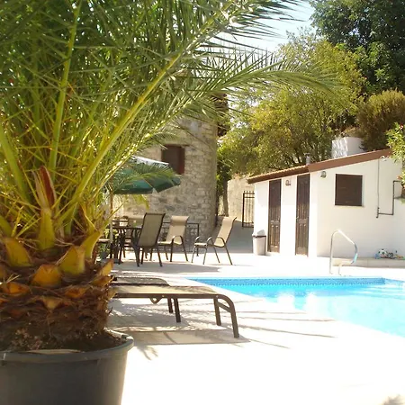 וילה Kalo Chorio House